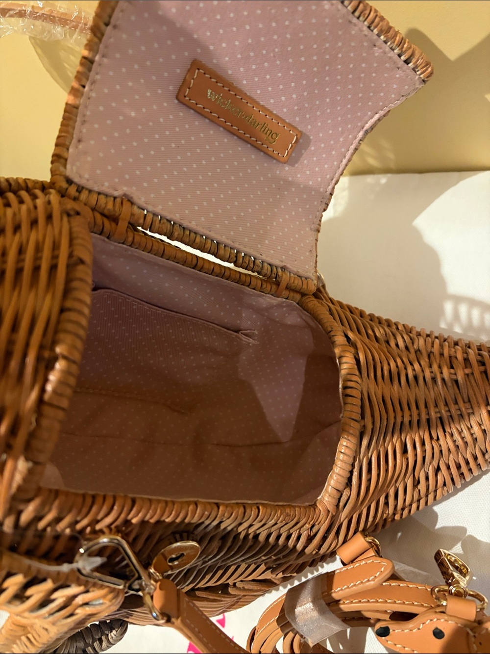 Wicker Darling Kangaroo Bag - Picture 7 of 7